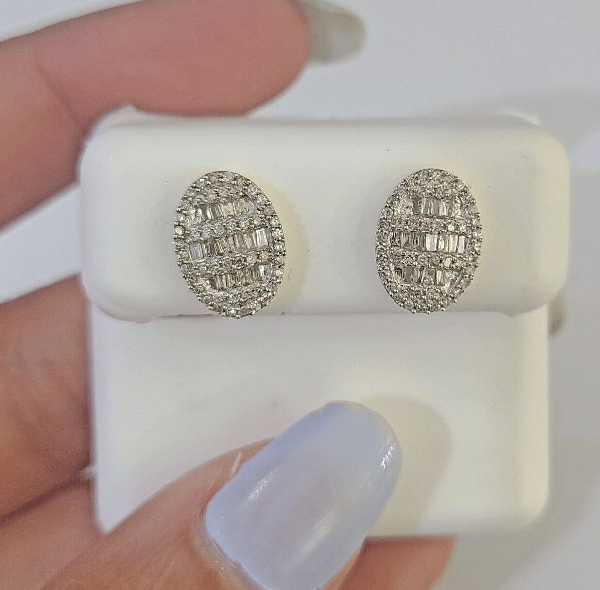 10k Yellow Gold Oval Earrings Real Diamond Screw - Back Women Men Studs - GoldenlinQ